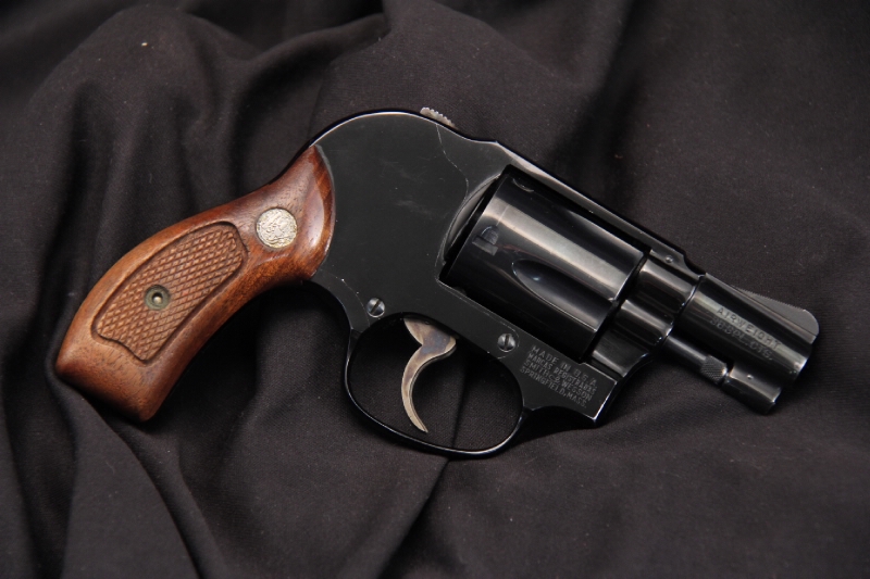 Smith And Wesson Sandw Model 38 Bodyguard Airweight 38 Spl Double Action Revolver For Sale At 6312